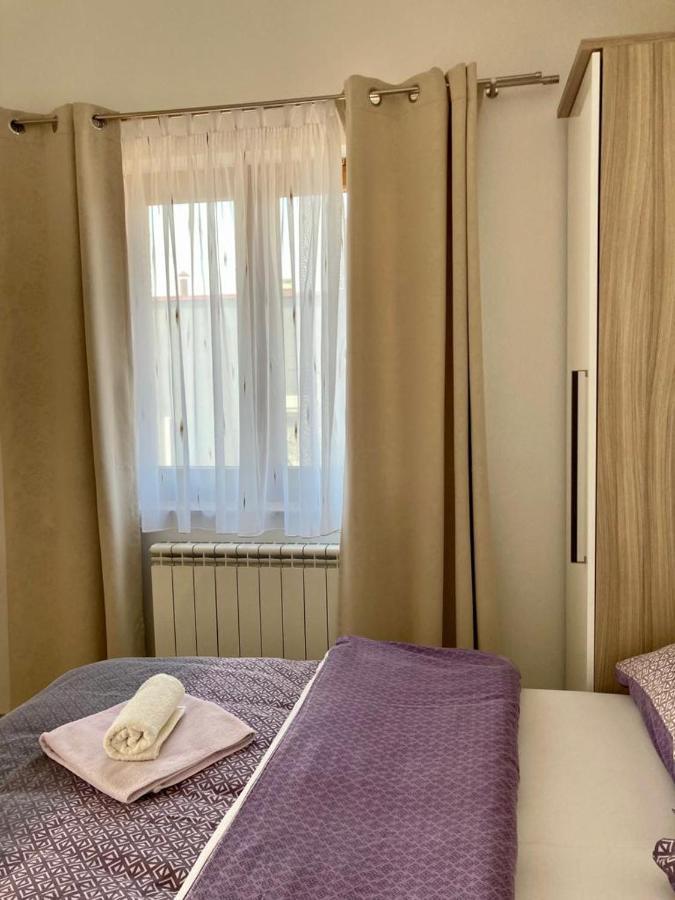 Apartment Andjela Starigrad Paklenica Bagian luar foto
