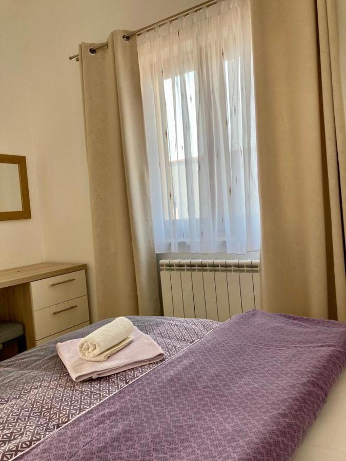 Apartment Andjela Starigrad Paklenica Bagian luar foto